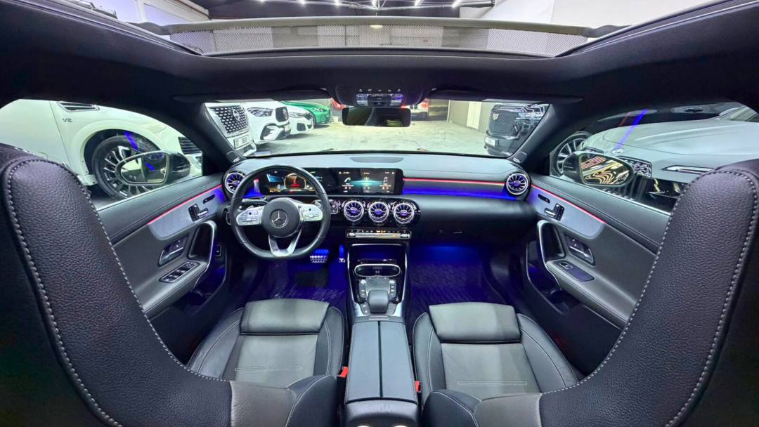 Mercedes-AMG CLA 35 gallery page 7